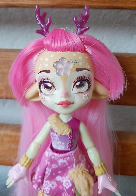 Bambole: Reh Barbie – Nuovo (secondo la descrizione) da Alchenflüh venduto da roh_6xk8