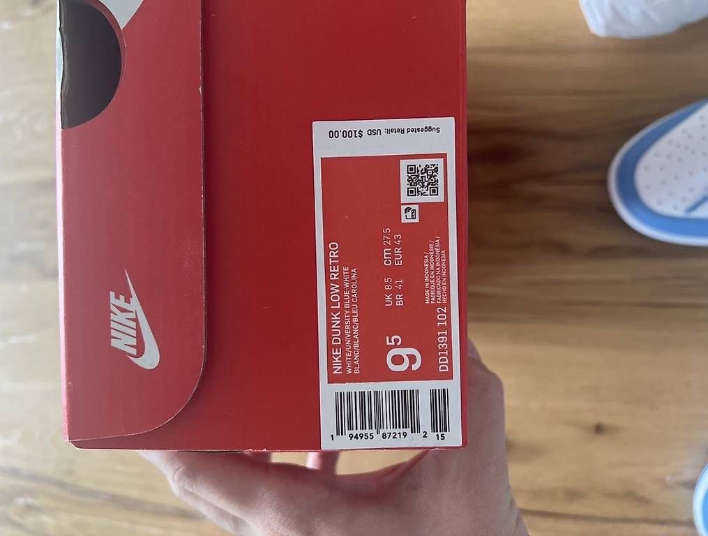 Nike Scarpe da uomo: Nike Dunk Low UNC Grösse 43 Neu mit Box – Nuovo e nell'imballaggio originale da Dagmersellen venduto da 4.sale 3