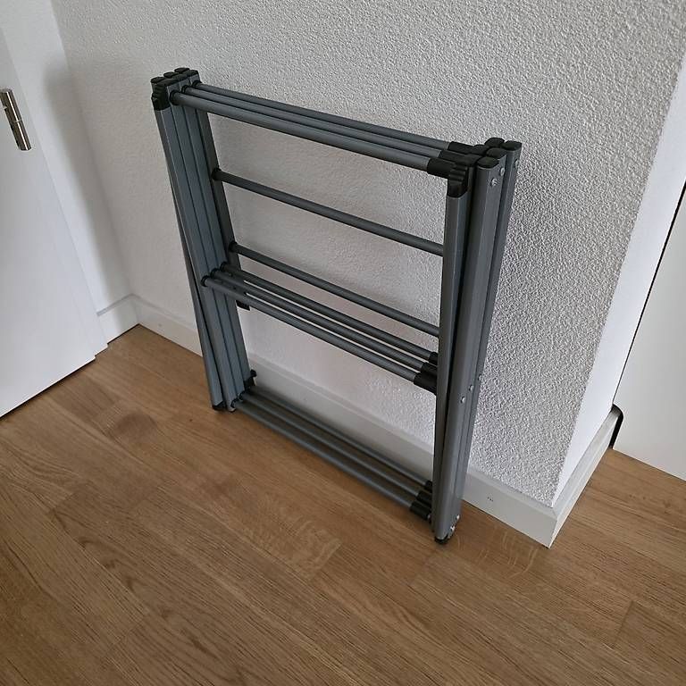 Stenditoi: Etendoir à linge extensible, NEUF, léger et pratique  – Usato da Orbe venduto da Adaline.64 3