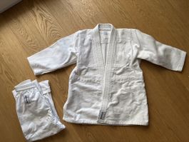 Judo - veste et pantalon HIKU - taille 130 (7-9 ans)