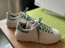 GEOX Sneakers weiss/türkis Gr 37 NEU