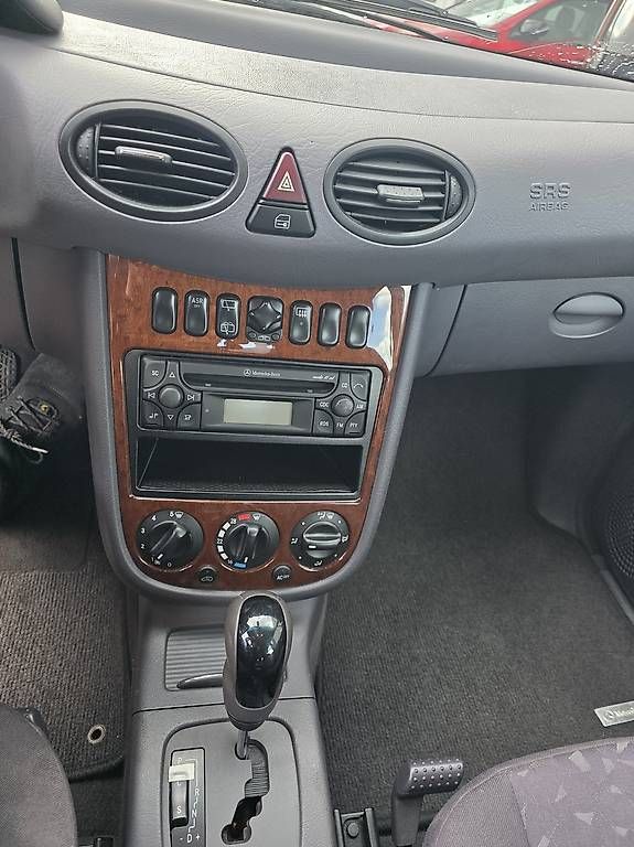 Automobili: Mercedes A160 Automatica  – Usato da Cadenazzo venduto da LuismacchineSagl 4