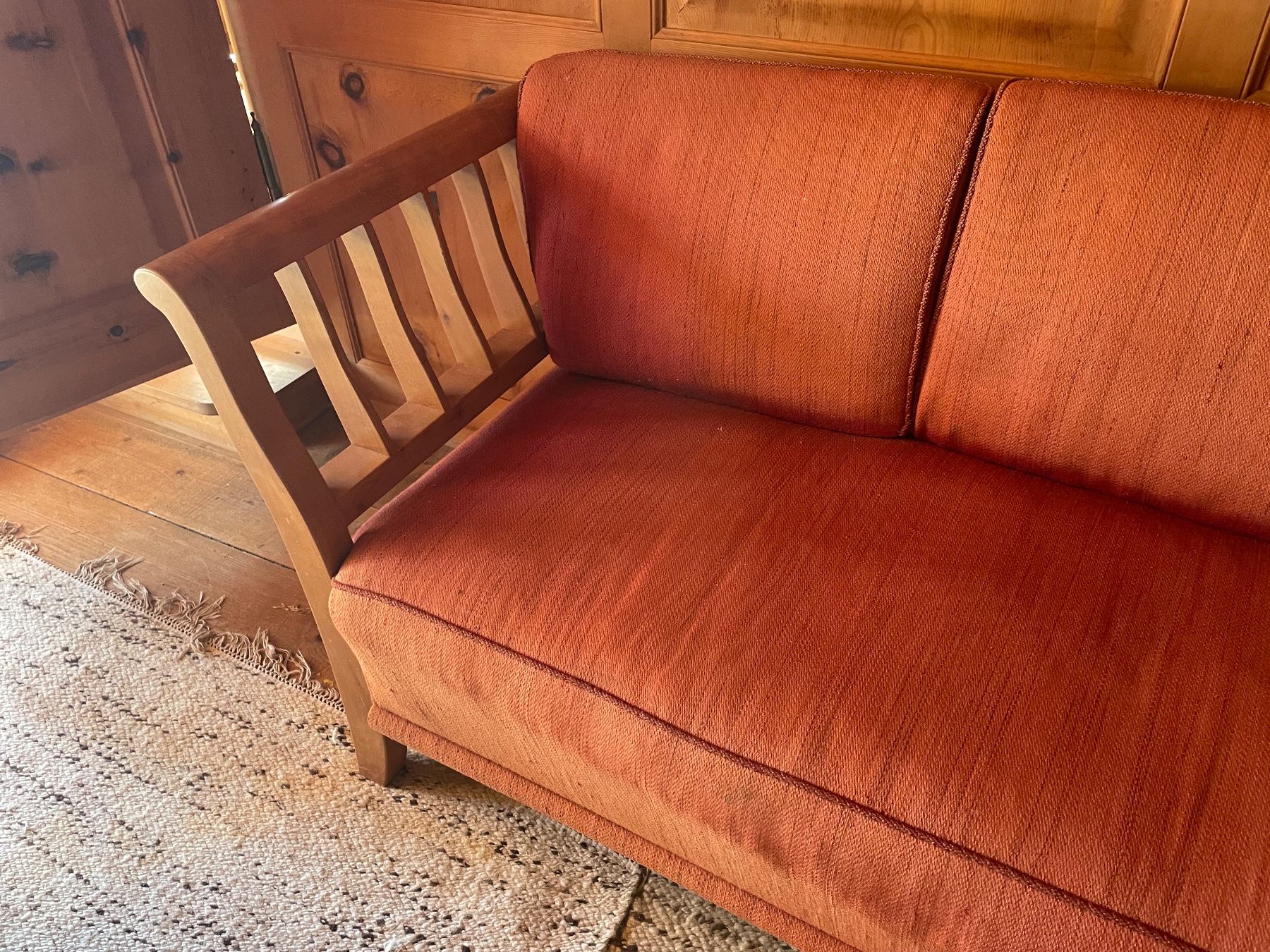 Sofas: Biedermeiersofa Nussbaum – Defekt aus Rütihof von Bemawe 3