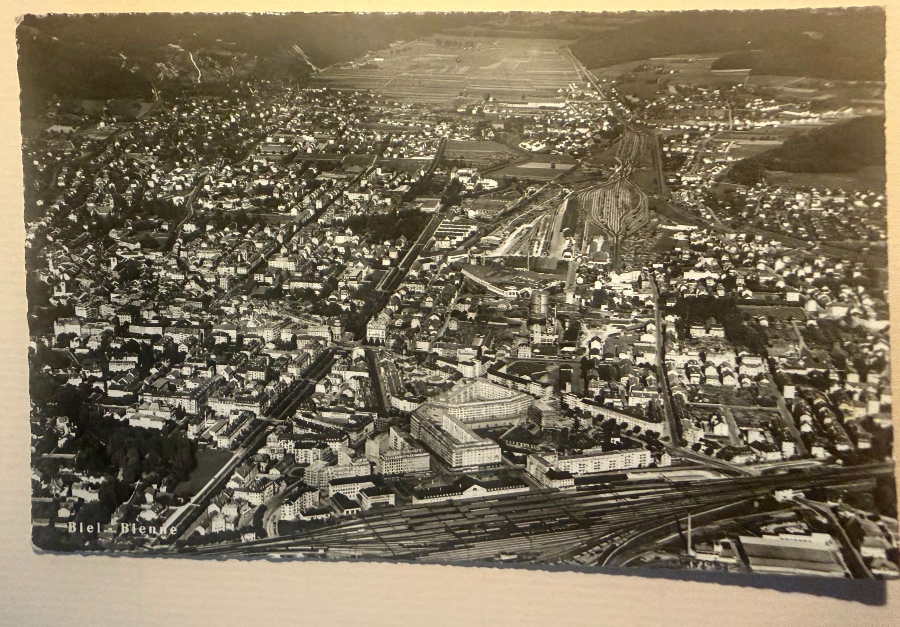 Cartes postales: BIEL - Flugaufnahme - Ansichtskarte – D'occasion à Tegerfelden par siebenmacky