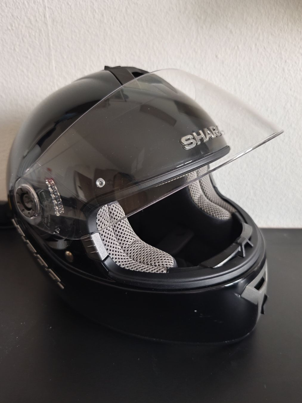 Caschi & visiere: Motorradhelm Shark S6000 Grösse M – Usato da Zürich venduto da EduBull