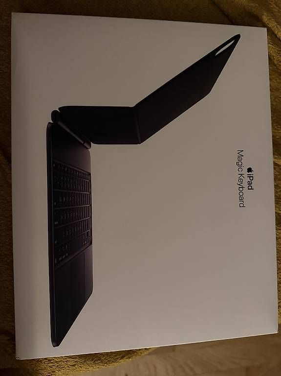 Tastaturen: Apple Magic Keyboard 13 Pro  – Gebraucht aus St. Urban von Fin_d2jv