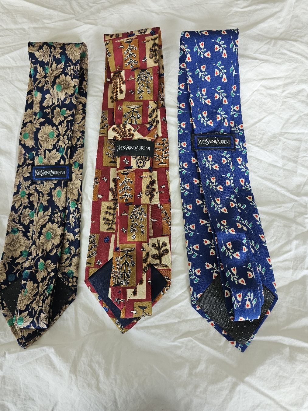 Saint Laurent Cravatte: 3 vintage ties from YSL – Usato da Immensee venduto da Gitter 1