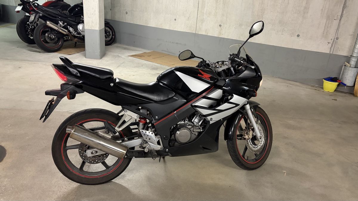 Honda Strasse: Honda CBR125R – Gebraucht aus Hinteregg von romeihi 2