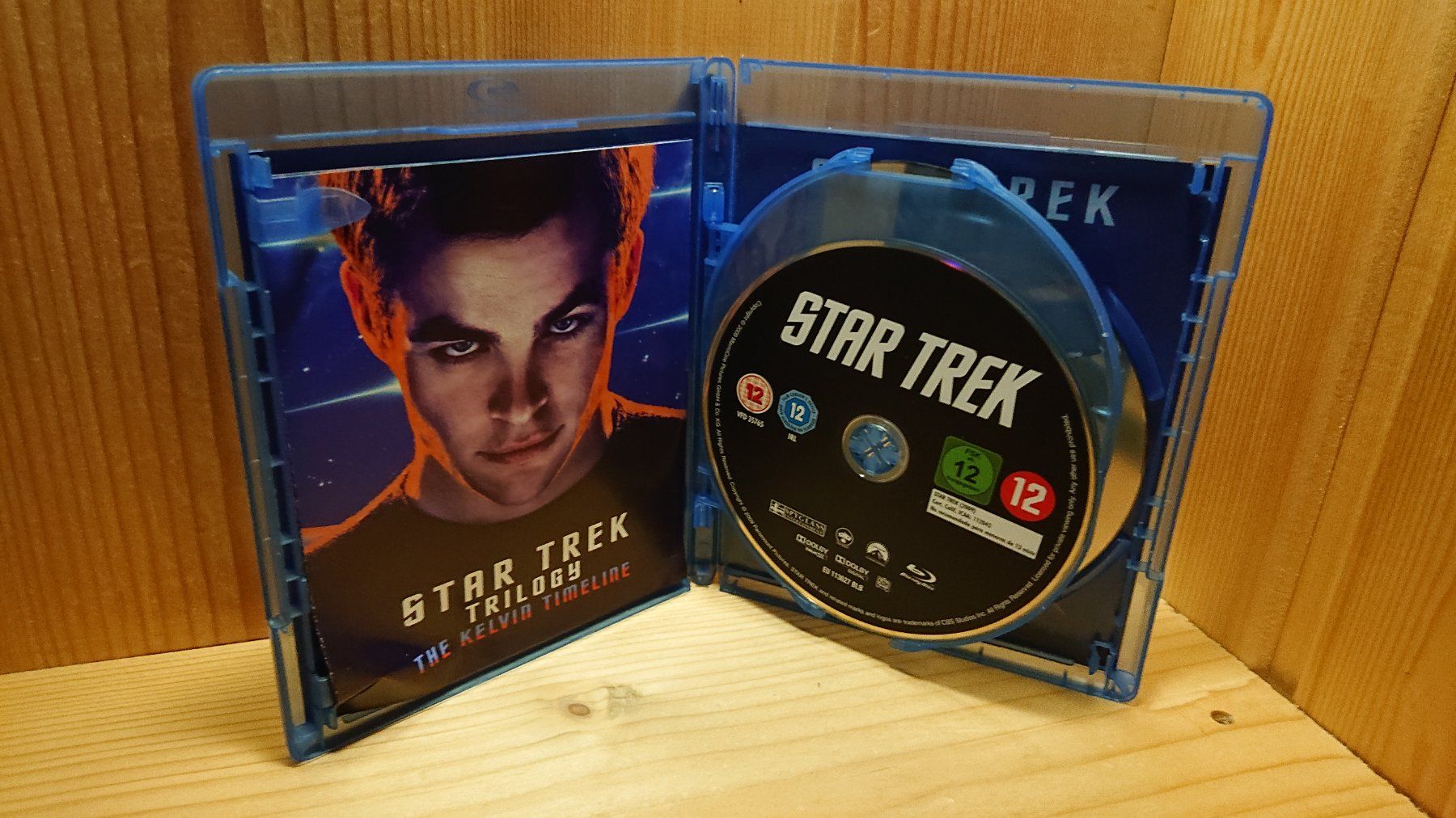 Tous les DVDs: STAR TREK Trilogy auf Blu-Ray – D'occasion à Wilderswil par Exebub 4