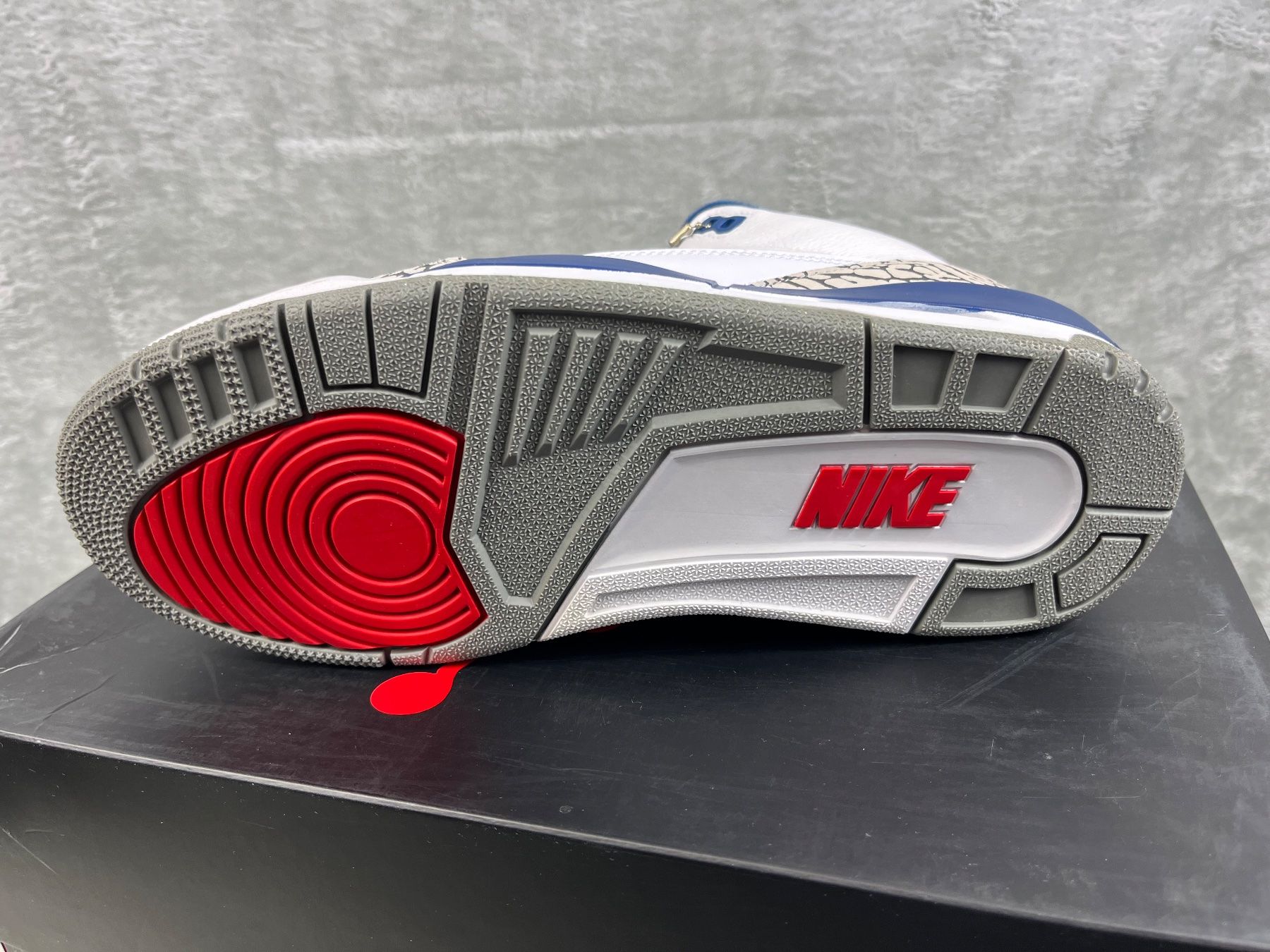 Jordan Scarpe da uomo: Jordan 3 Retro True Blue (2016) – Nuovo e nell'imballaggio originale da Niederlenz venduto da dom_r6rz 2