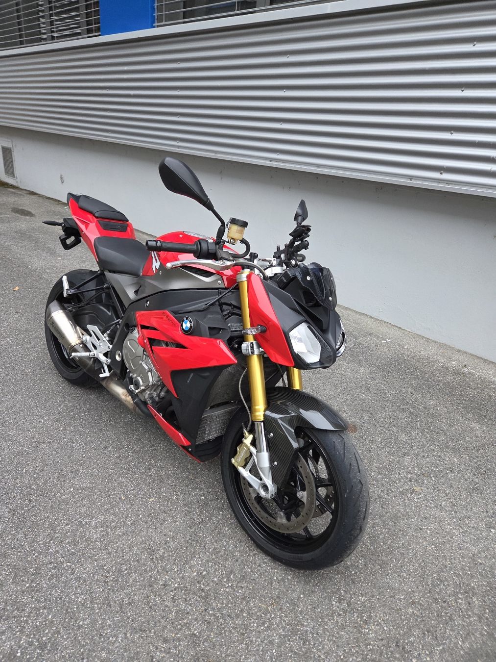 BMW Strada: Bmw S1000r  – Usato da Yverdon-les-Bains venduto da Furaxbike