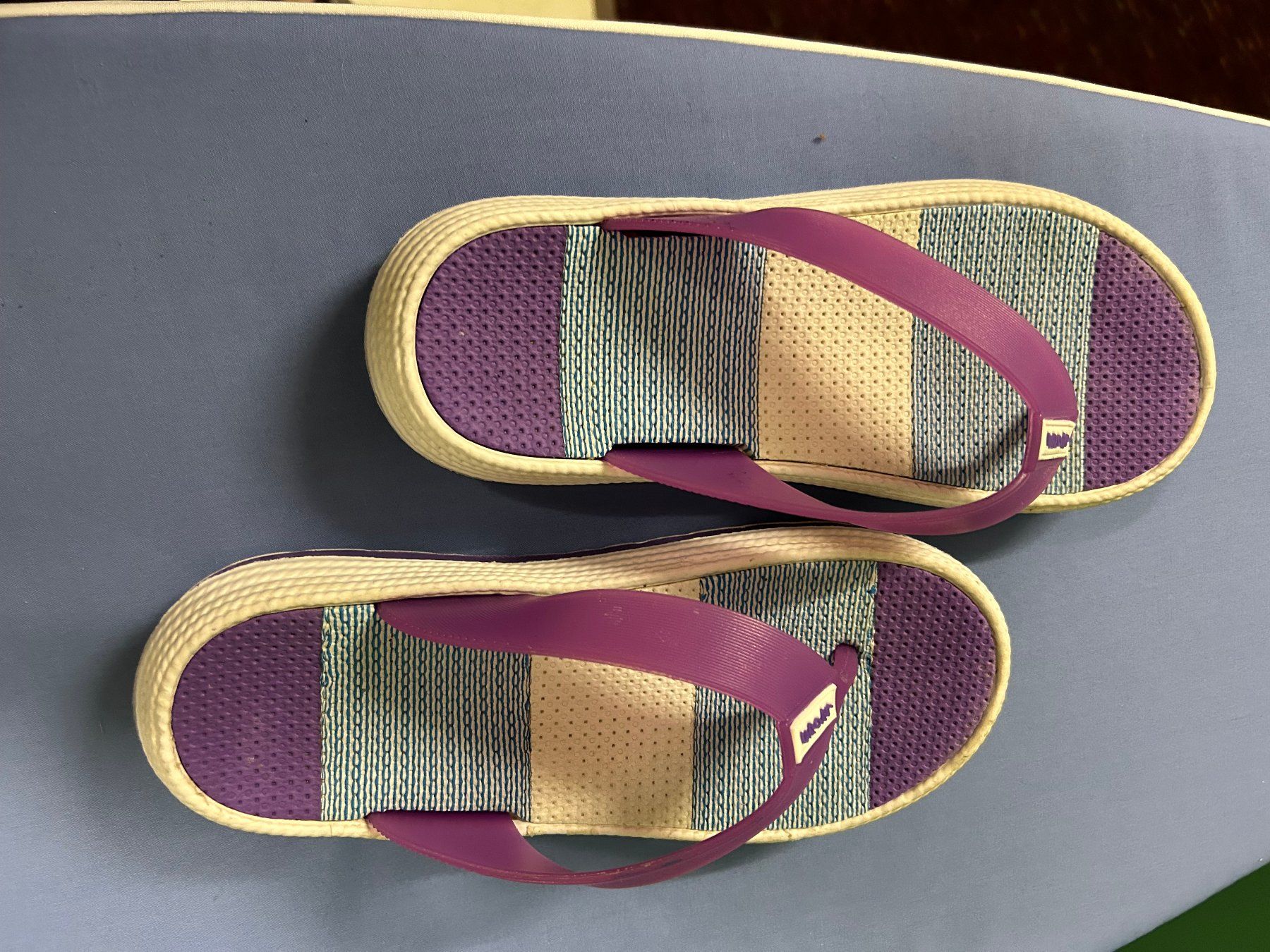 Damenschuhe: Badeschuhe – Gebraucht aus Zumikon von Uranus88