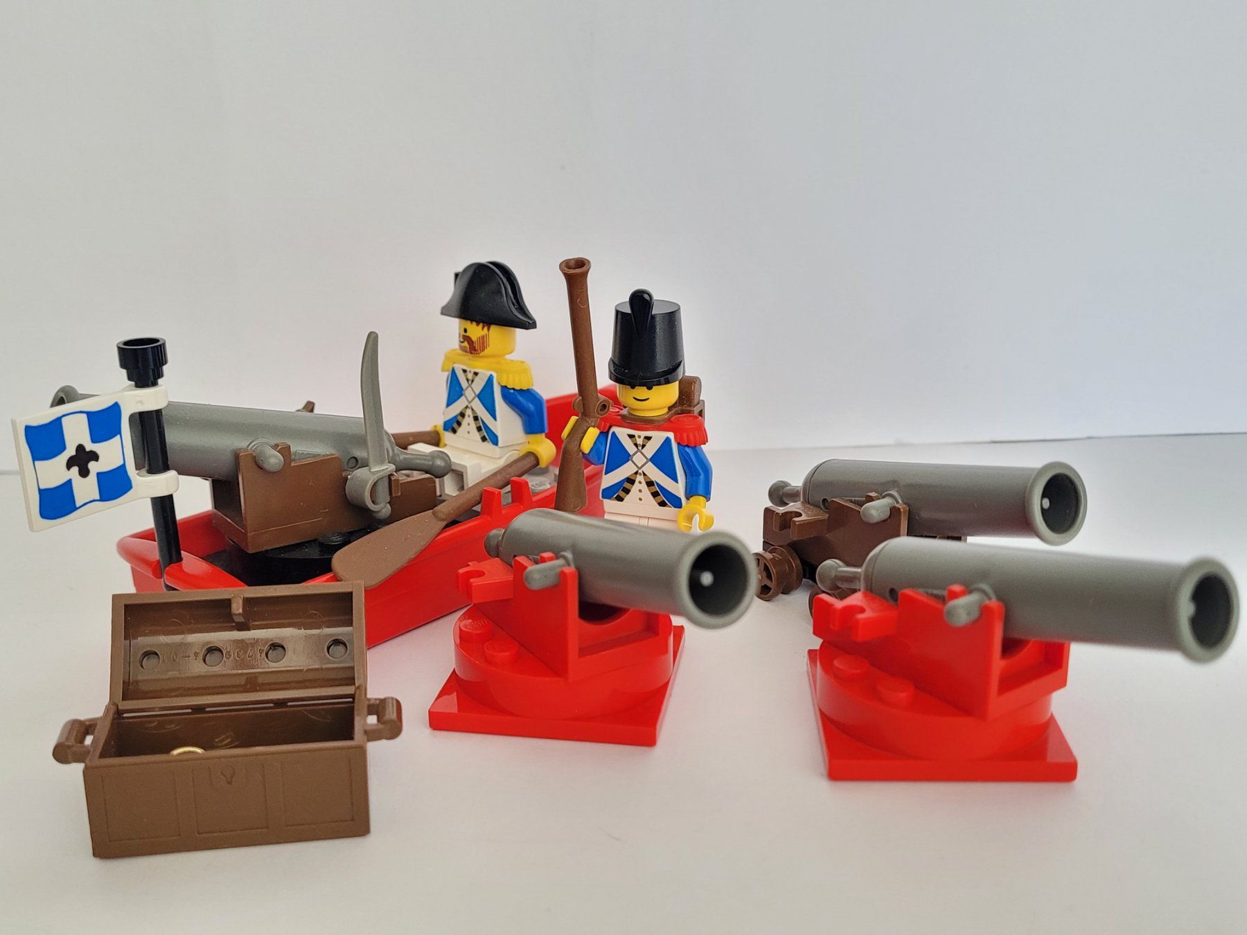 Lego Kit di costruzioni: Lego piraten set mit kanonen – Usato da La Tour-de-Peilz venduto da estelle69 4