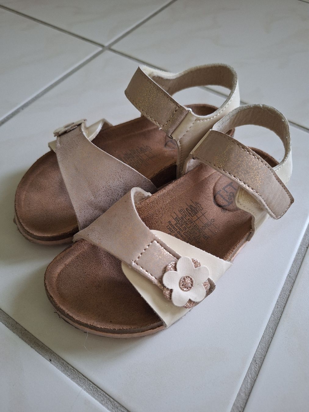 Scarpe per ragazze: Sandalen Grösse 31 – Usato da Kreuzlingen venduto da nissie88