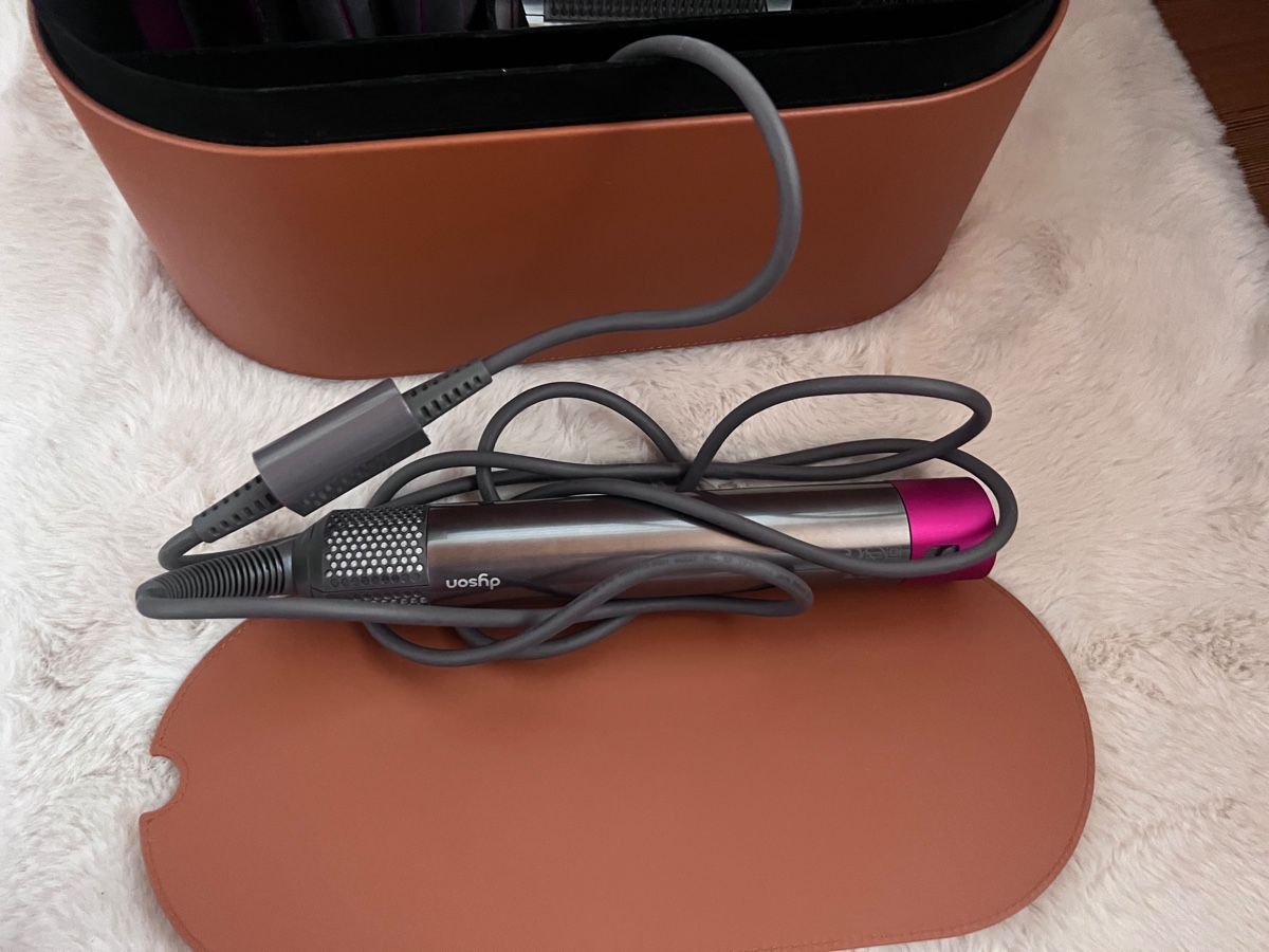 Dyson Lockenstäbe & Haarglätter: Dyson Airwrap Original Komplett – Gebraucht aus Zürich von Cheff91 3