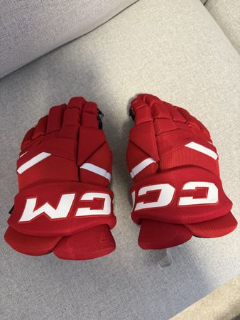 Eishockey Handschuhe CCM Tacks XR / NEU!