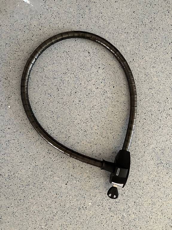 Lucchetti: Lucchetto Abus per bicicletta – Usato da Carabbia venduto da cla_g5xx