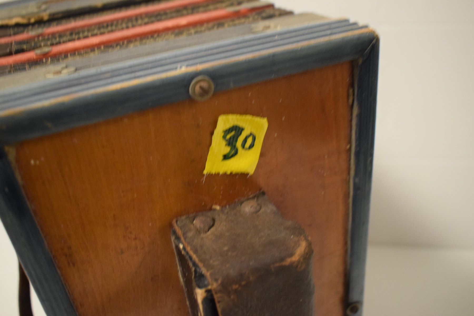 Musikinstrumente: Rarität Antike Handorgel – Gebraucht aus Zürich von Brockito 6