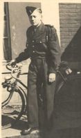 Militär Radfahrer Foto AK wann?  wer?  wo?  Motiv