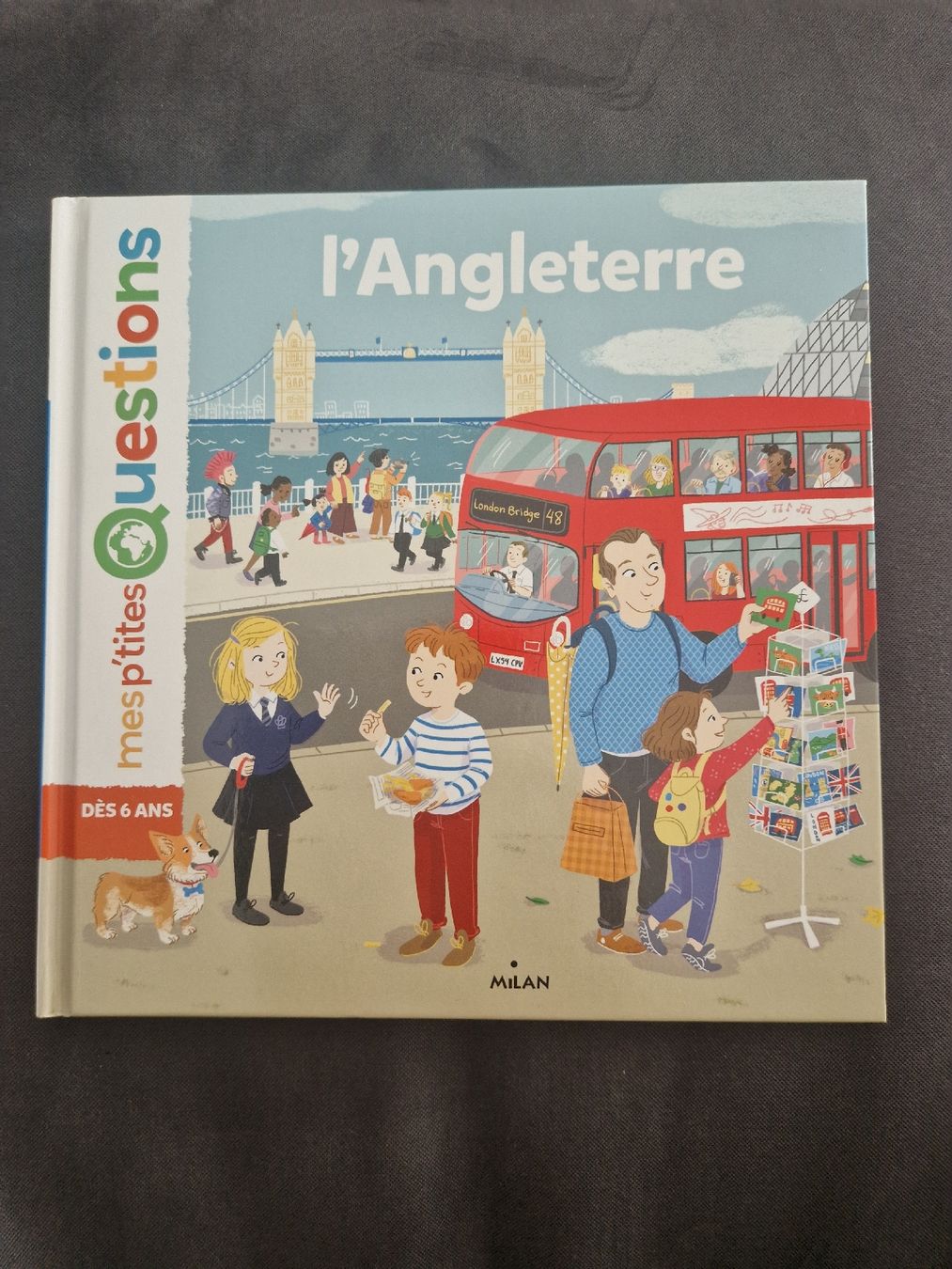 Libri: Mes p'tites questions - l'Angleterre – Nuovo (secondo la descrizione) da Villars-sur-Glâne venduto da Agnie80