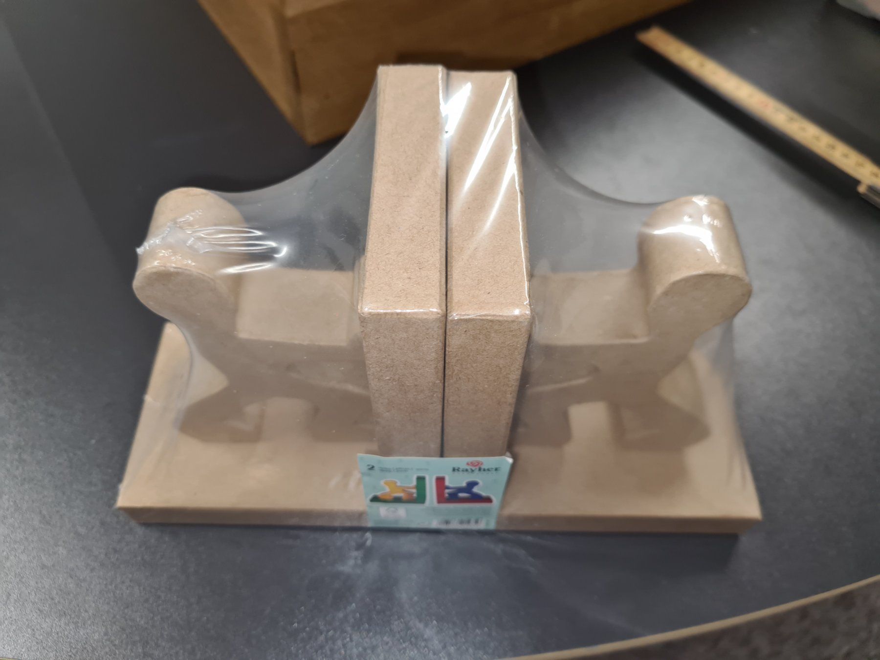 Statuette: Pappmache Buchstützen Figur – Nuovo e nell'imballaggio originale da Killwangen venduto da KIANA08 1