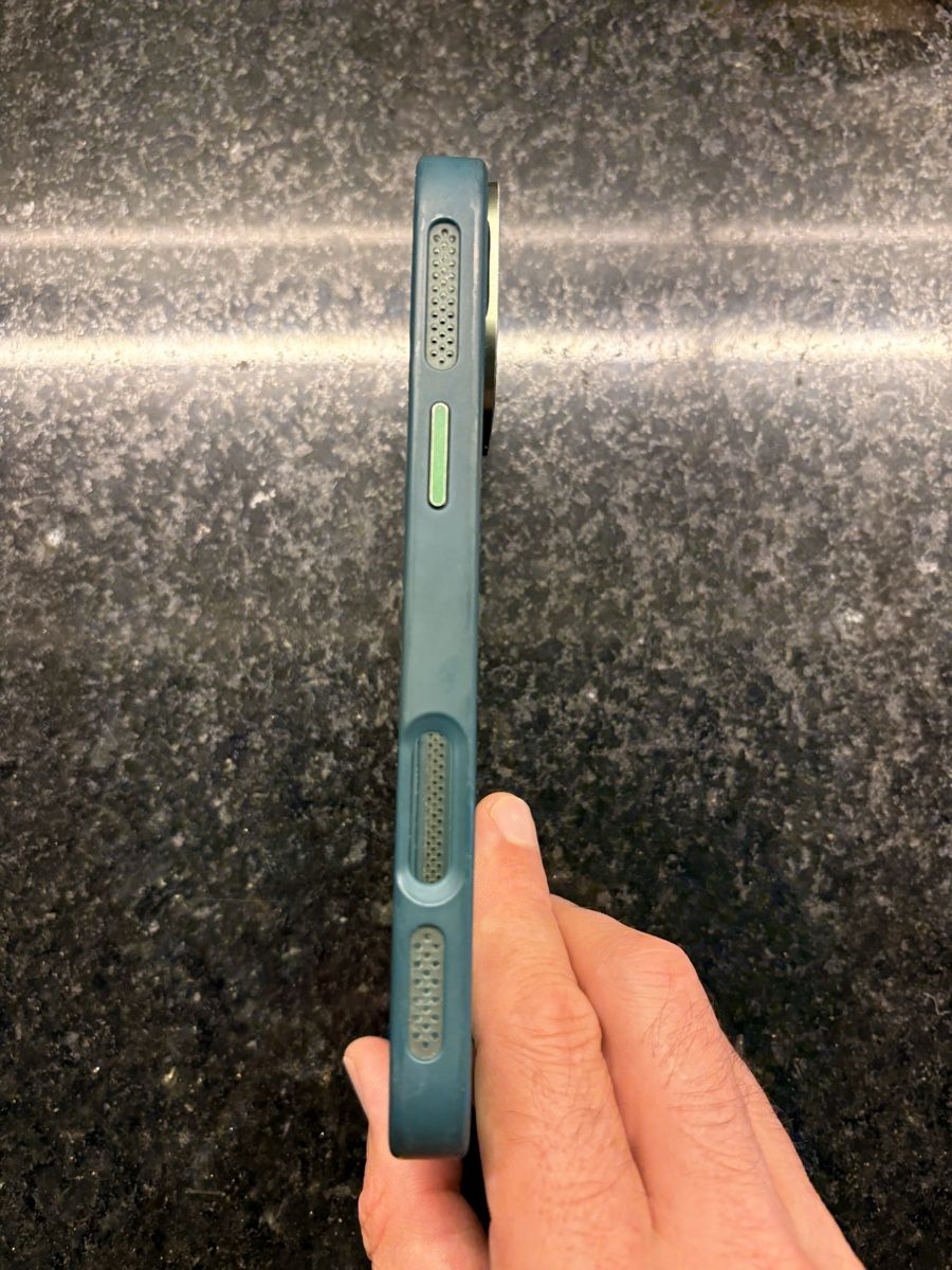 Covers & Schutzfolien: iPhone 16 Plus Schutzhülle  – Gebraucht aus Illnau von RAIUGA 5