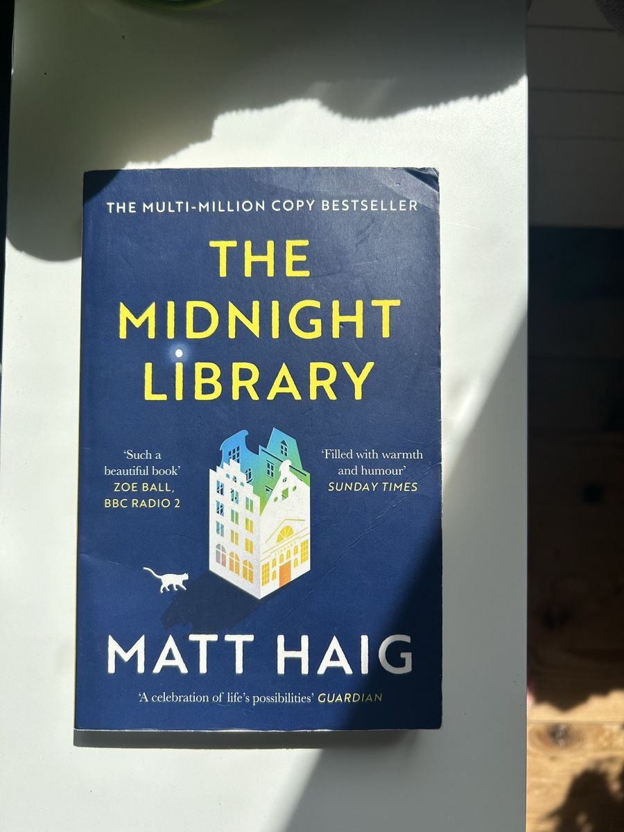 Bücher: Titel: THE MIDNIGHT LIBRARY                  Autor: Matt Hai – Gebraucht aus Koblenz von No_s419