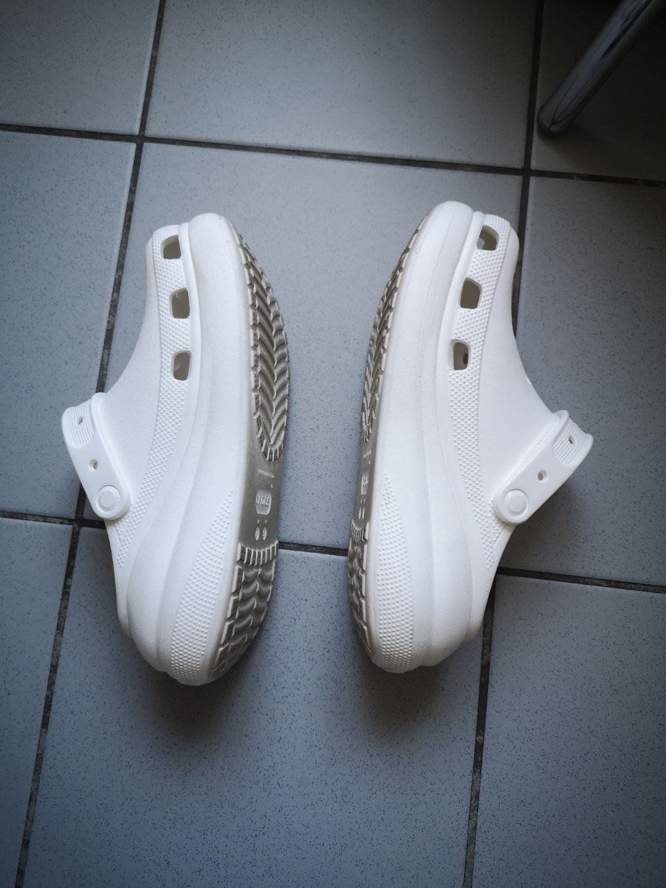 Crocs Herrenschuhe: Plateau Clogs Crocs (Gr. 40) – Gebraucht aus Basel von djspaghetti 3