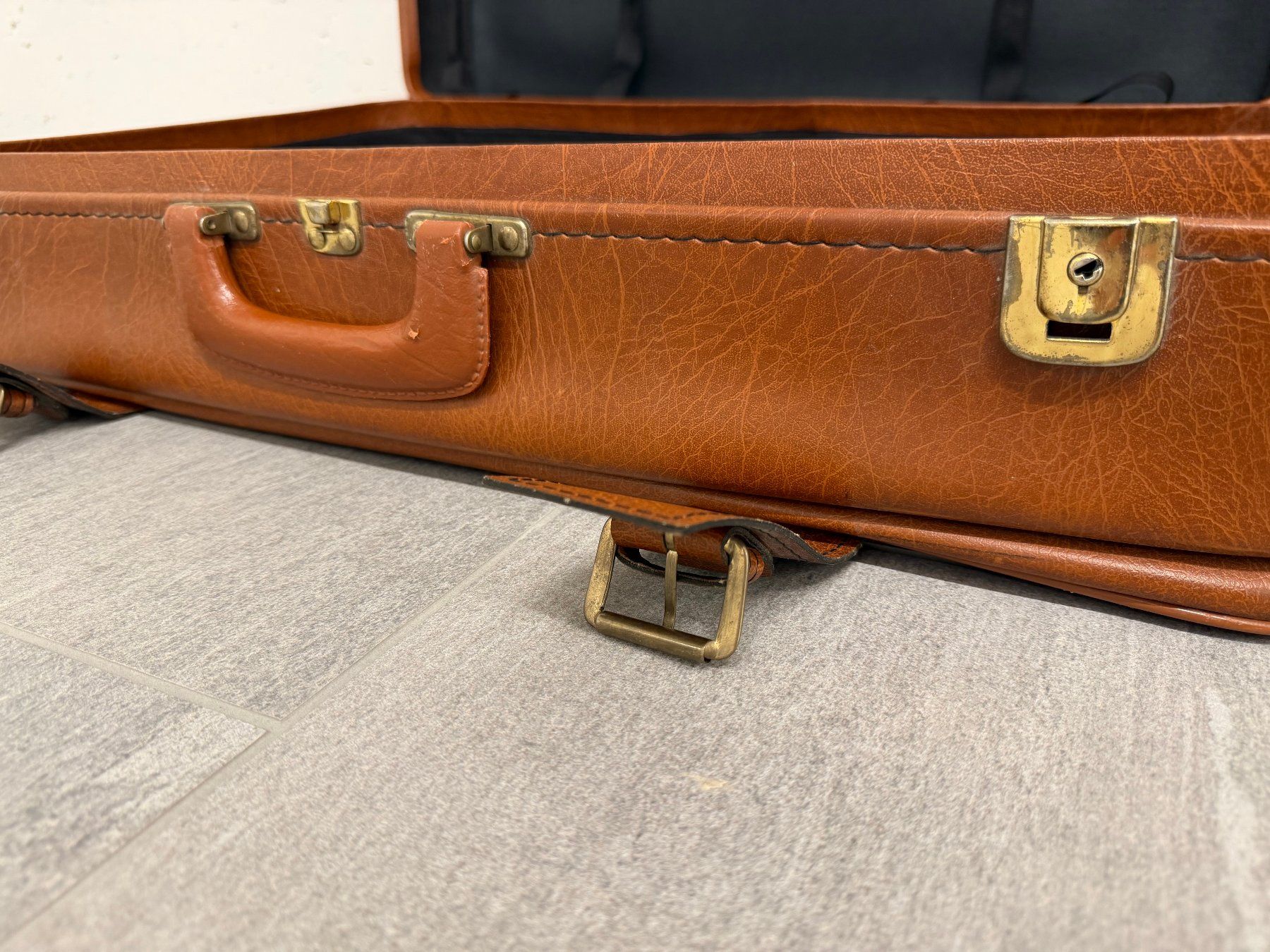 Valigie: Vintage Koffer Kunstleder hellbraun – Usato da Egolzwil venduto da Bubbly76 4