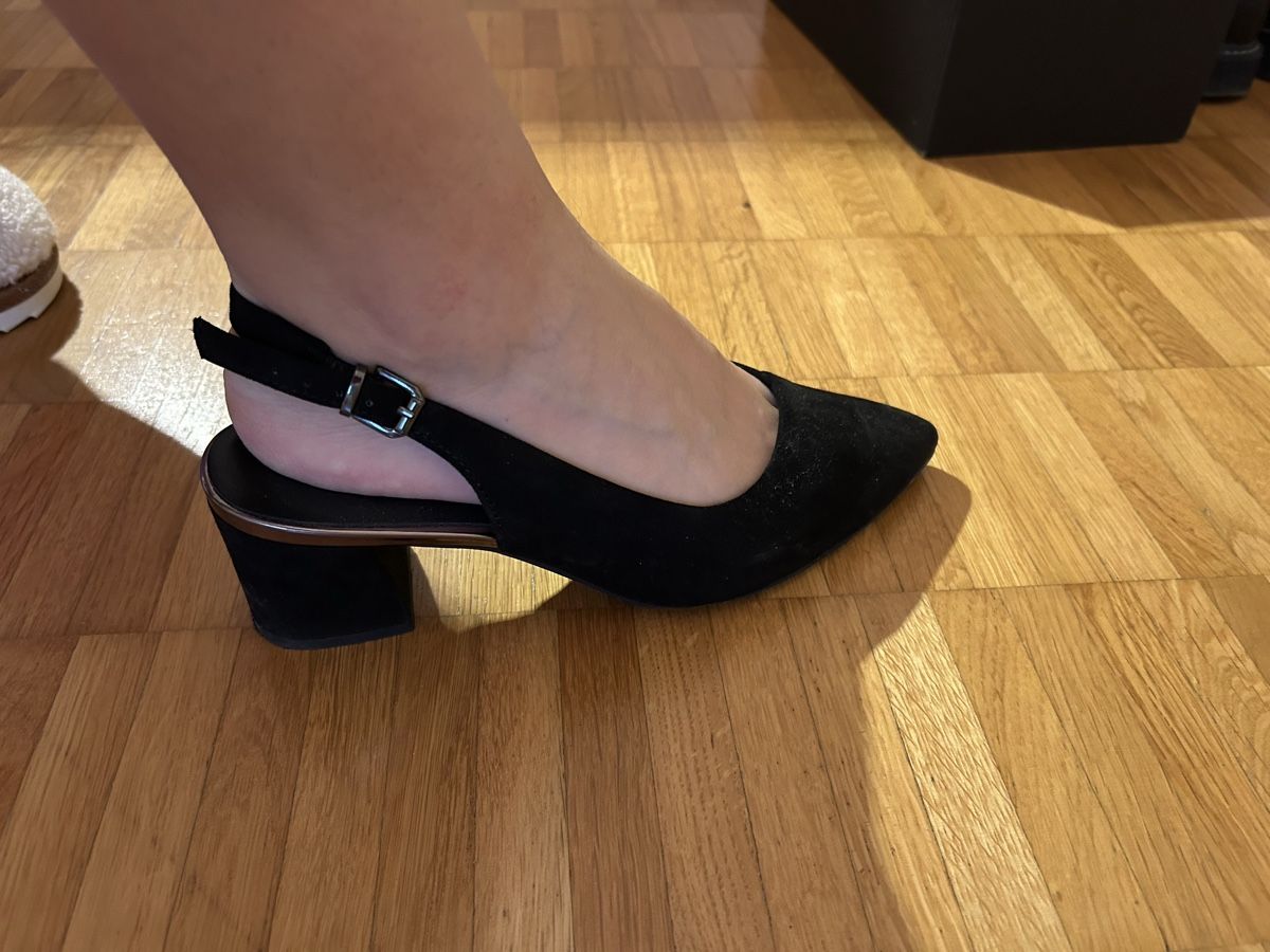 Scarpe da donna: Marco Tozzi Pumps mit Absatz – Usato da Wettingen venduto da sar_k7hg 3