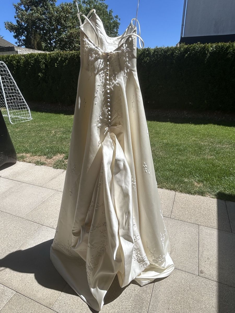 Kleider: Hochzeitskleid – Neu (gemäss Beschreibung) aus Wynau von eclub 5