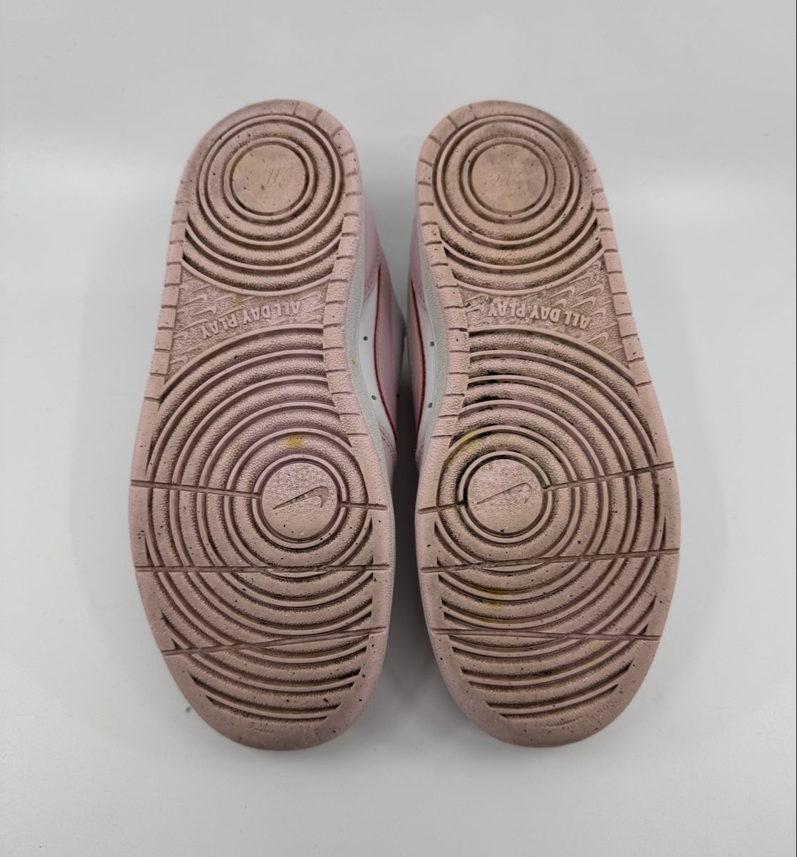 Nike Scarpe da donna: Nike Sneaker Gr.36 – Usato da Herisau venduto da Seyashop1 4