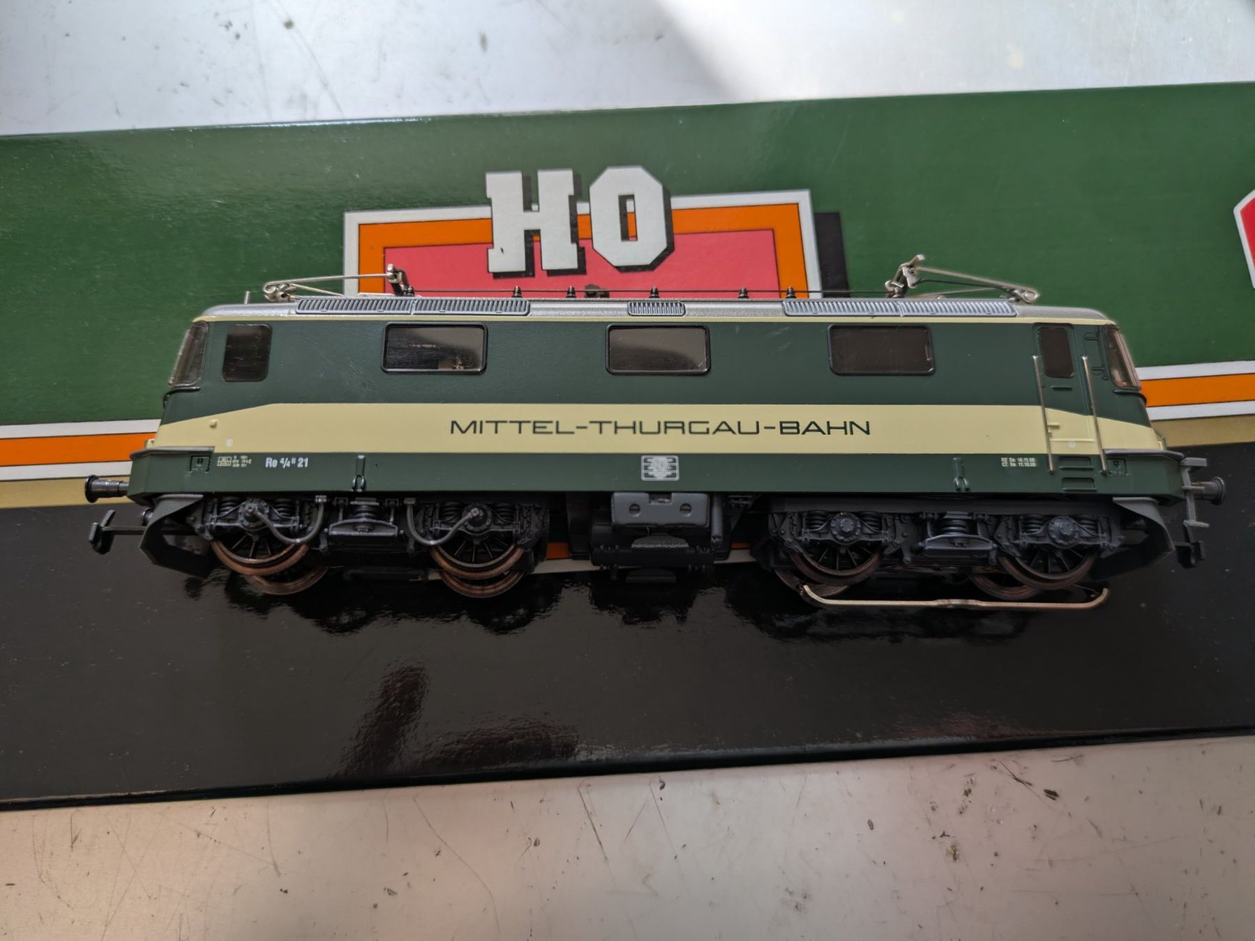 Hag Trains électriques: HAG 176 E-Lok Re 4/4 II der MThB – Neuf (Voir description) à Lohn SH par Gitane0 5