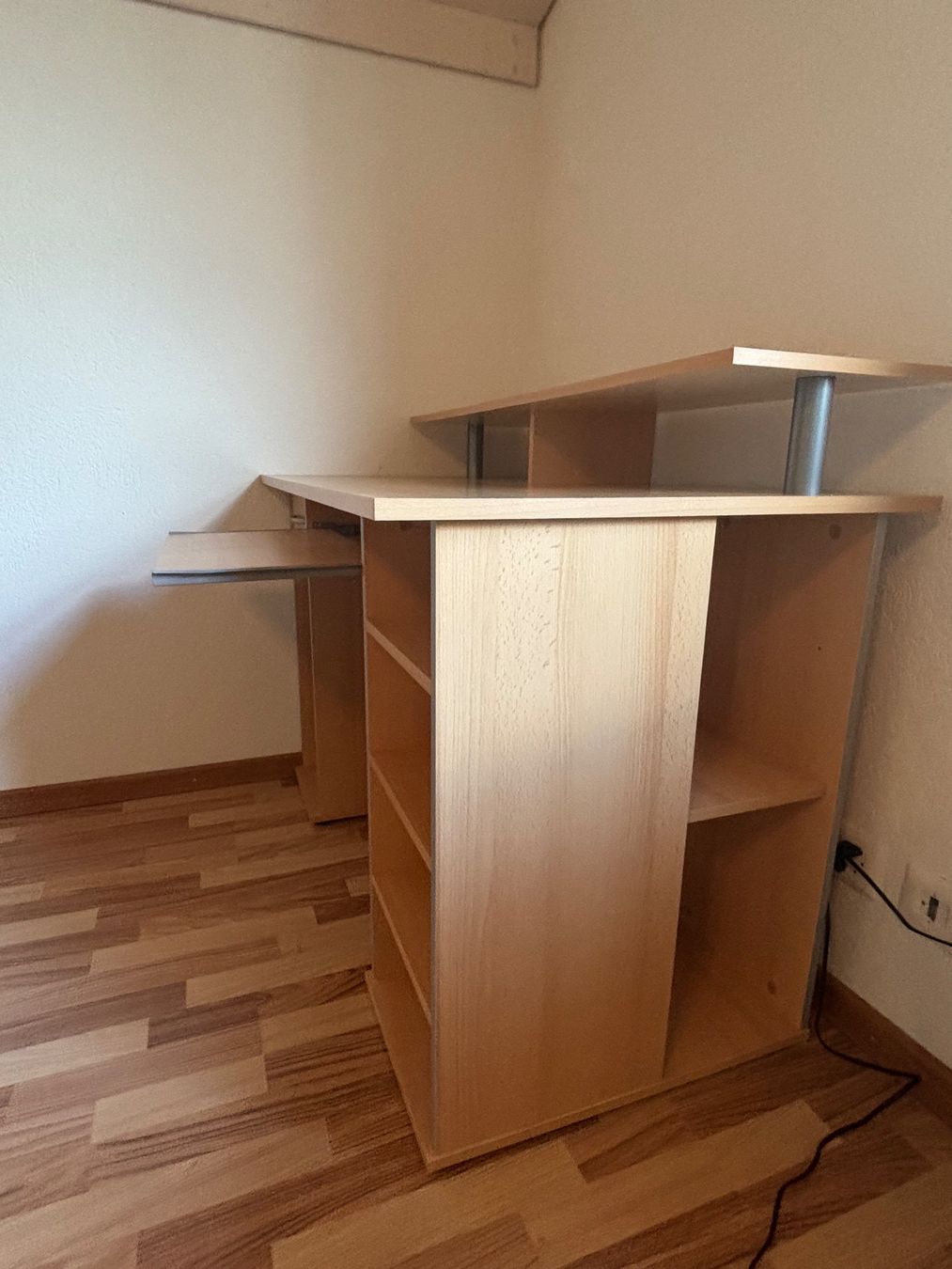 Conforama Scrivanie: Tisch – Usato da Stein AG venduto da gub_9ycx 3