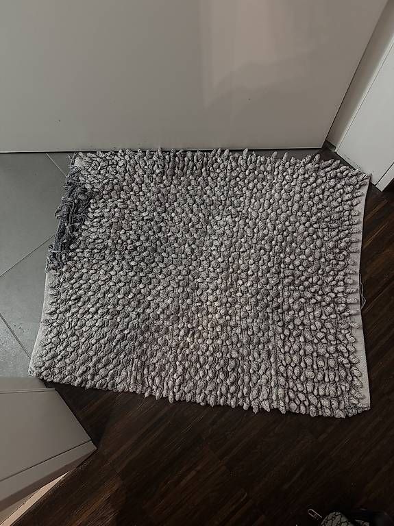 Teppiche: Teppich grau – Gebraucht aus Luzern von VStore