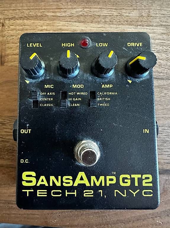 Strumenti musicali: Tech 21 SansAmp GT2 Made in USA Preamp / Amp Sim – Usato da Schliern b. Köniz venduto da pascu01