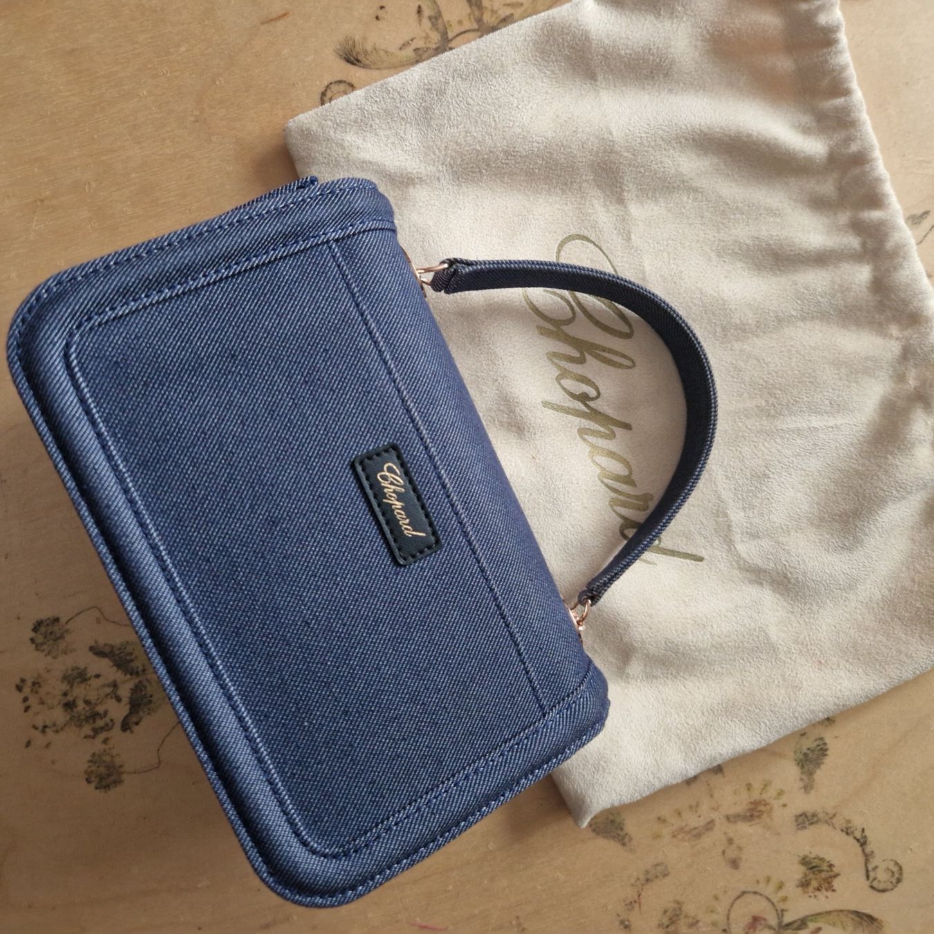 Borse da donna: Chopard Denim Crossbody | Rechnung & Dustbag – Usato da Zug venduto da Keikogood 2
