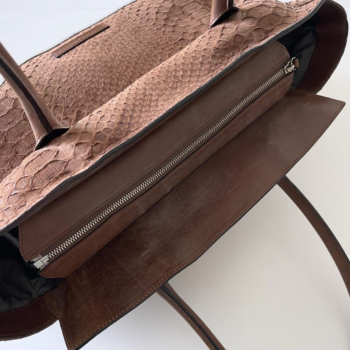Brunello Cucinelli Sacs femmes: BRUNELLO CUCINELLI Python Leather Bag – Neuf (Voir description) à Emmen par Avviivva_Com2023 8