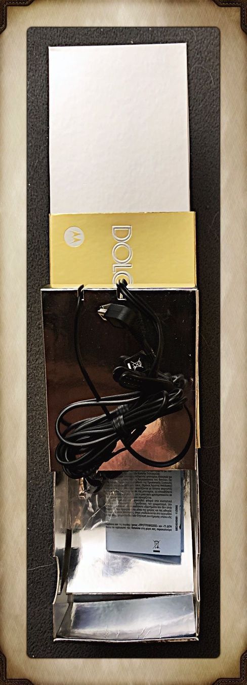 Dolce & Gabbana Kopfhörer: DOLCE & GABBANA-Stereo Headset, NEU – Neu und originalverpackt aus Malters von Dom55 3