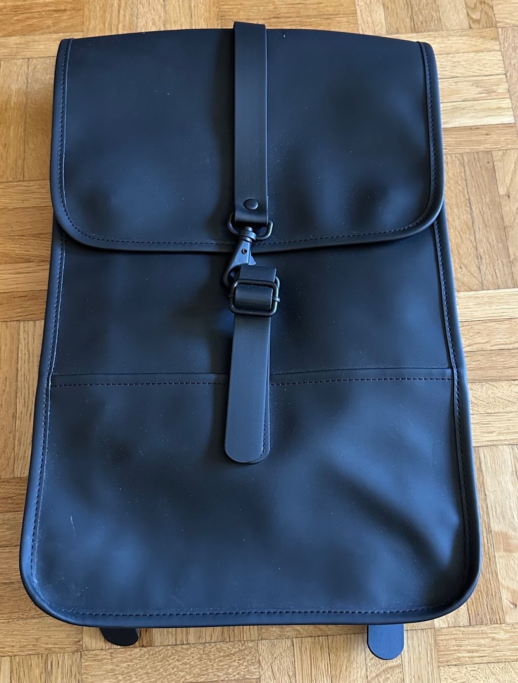 Rains Zaini: Laptoprucksack – Nuovo (secondo la descrizione) da Thalwil venduto da ass_ykv5