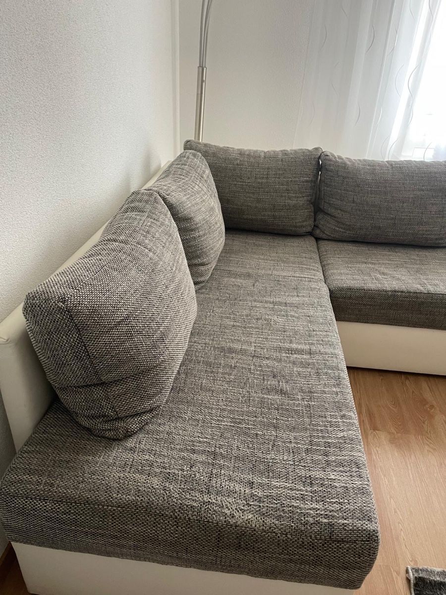 Divani: Sofa, weiss/grau, ausziehbar – Usato da Stans venduto da bet4benz 4