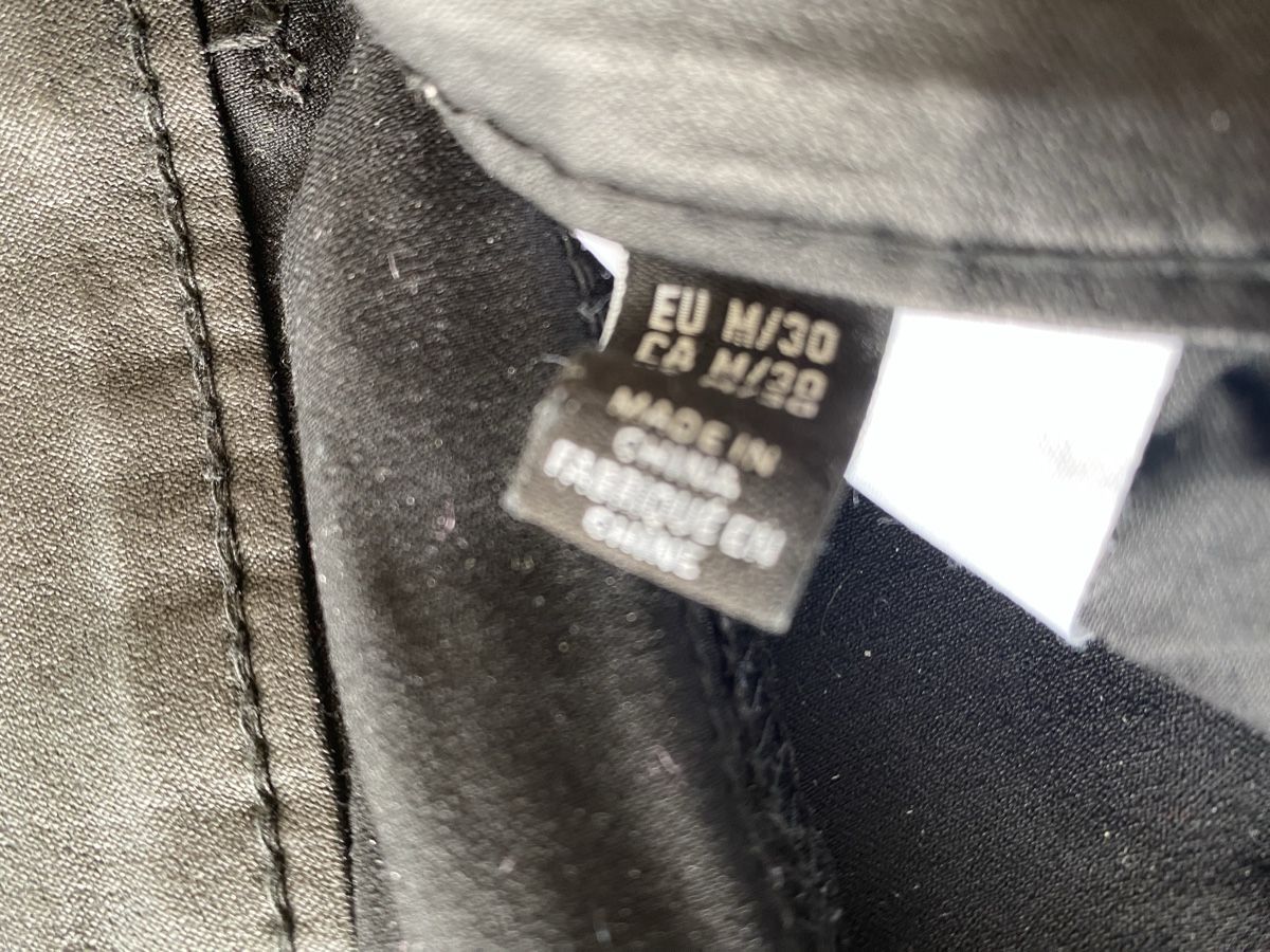 Vero Moda Hosen: Hose Vero Moda beschichtet, Gr. M/30 – Gebraucht aus Hittnau von Birdie68 2