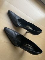 Elegant Gomez Rivas Leather Pumps, Black, Size 38
