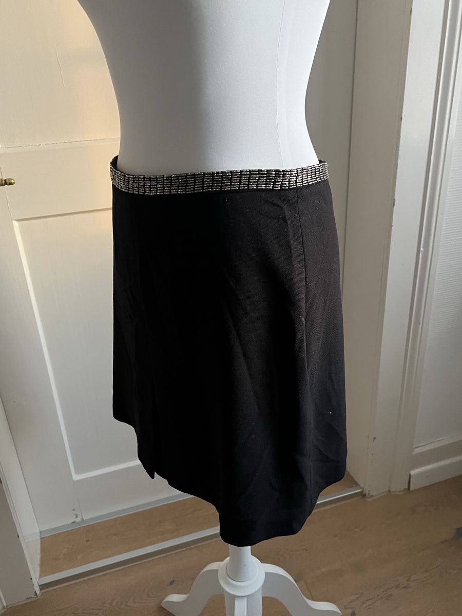 H&M Gonne: Rock Gr. 38 mit Perlenbund elegant chic – Usato da Oensingen venduto da SchickeDame 2