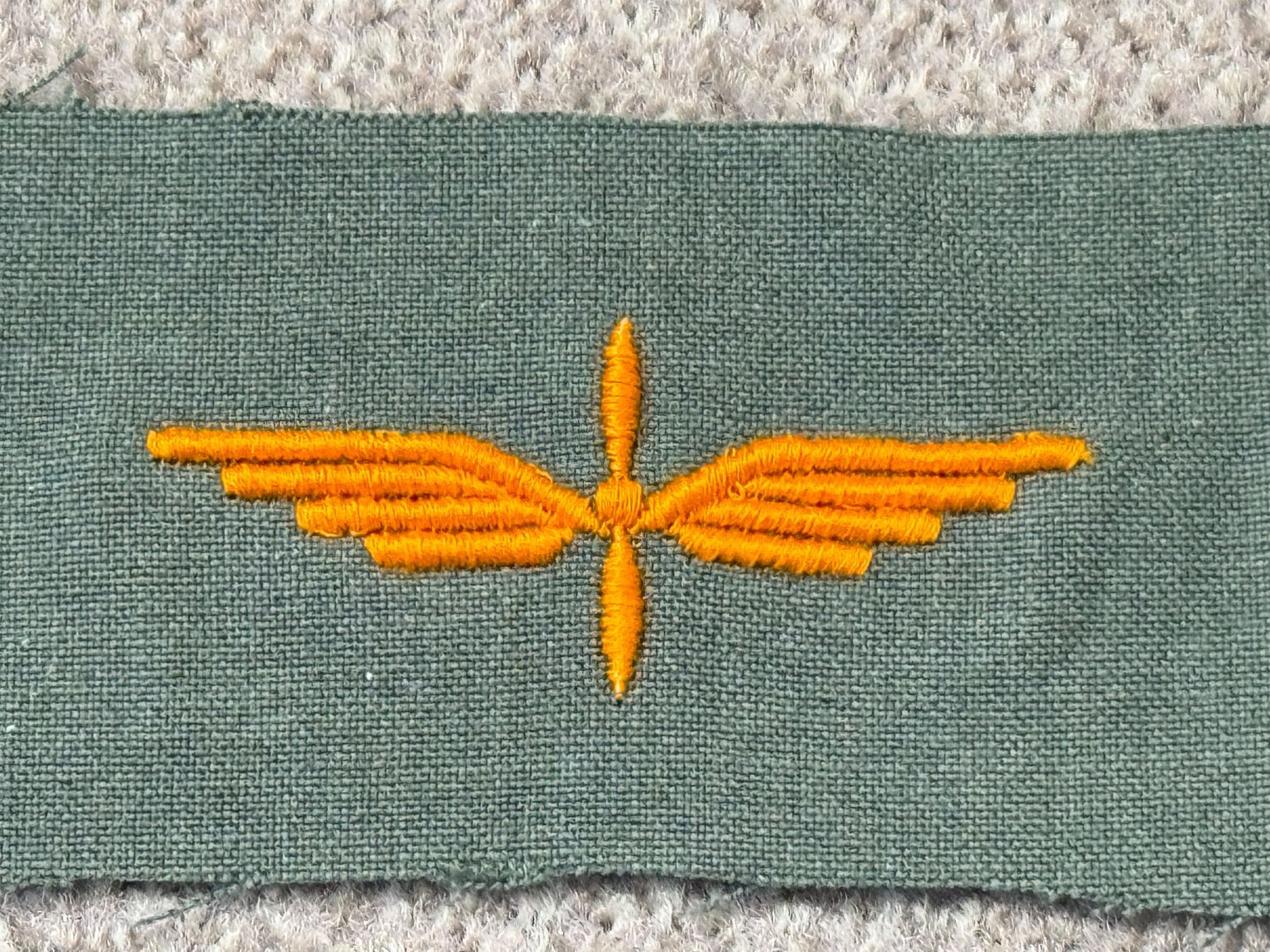 Schweizer Armee Placchette & Badge: Streifen mit 3 Pilotenabzeichen - Schweizer Luftwaffe – Nuovo (secondo la descrizione) da Brütten venduto da Hst1 1