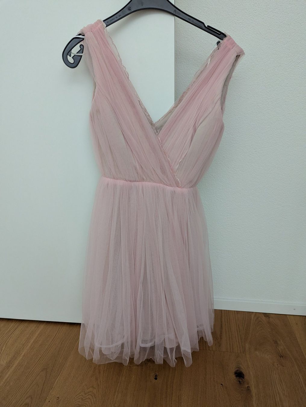 Kleider: Zara Damen Kleid rosa Tüll – Gebraucht aus Zürich von ale_ht7x 1