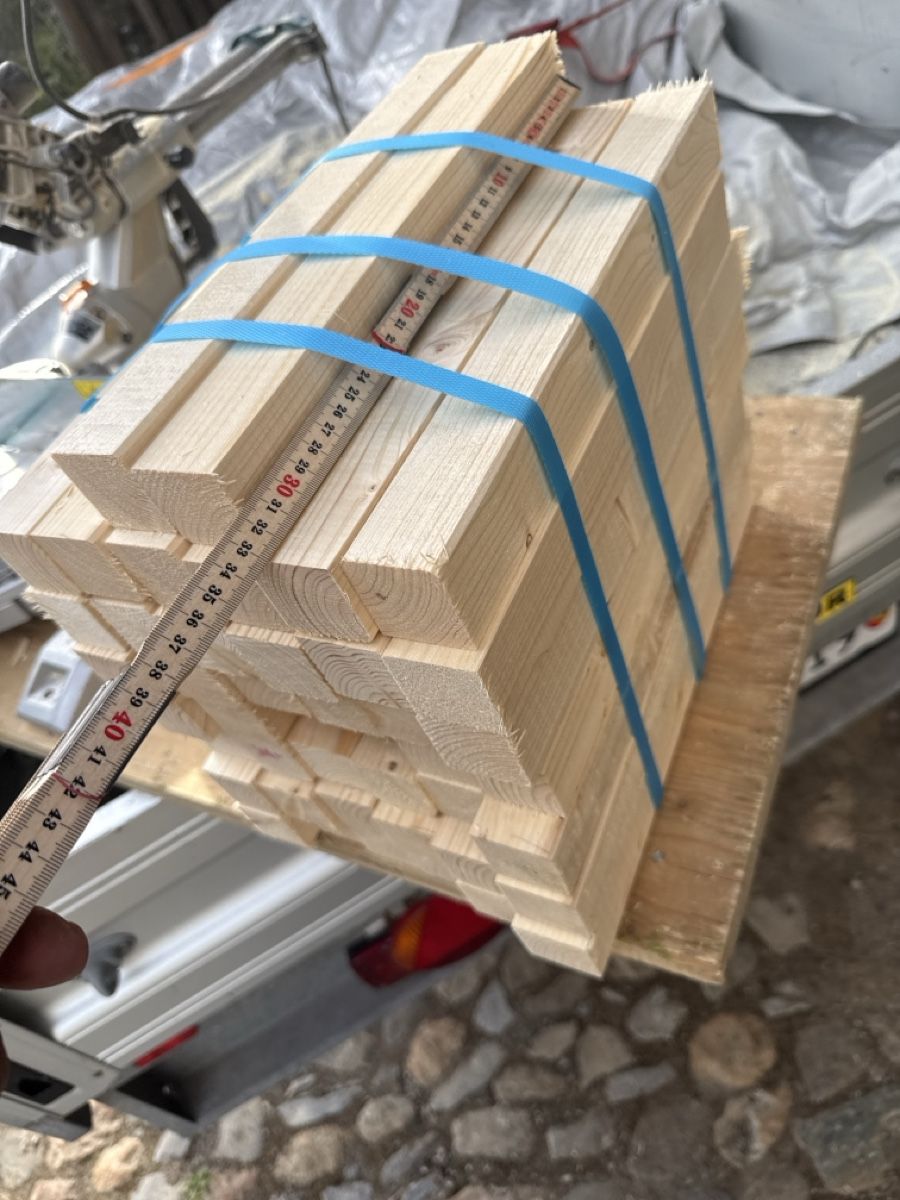 Articoli in legno: Brennholz  – Usato da Langnau i. E. venduto da Acrjl 1