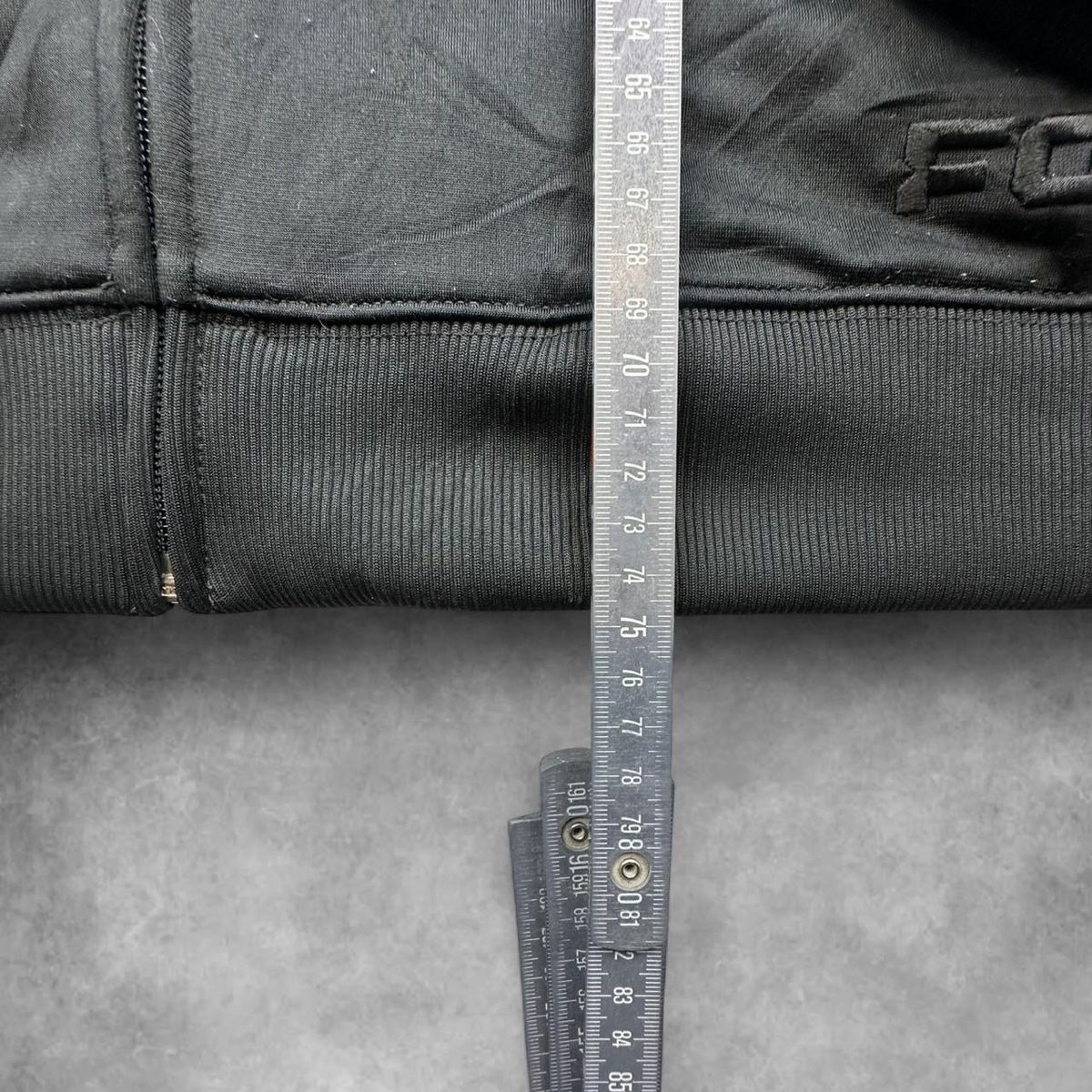 Nike Giacche: Nike black jacket – Usato da Erlinsbach SO venduto da TogaResell 4