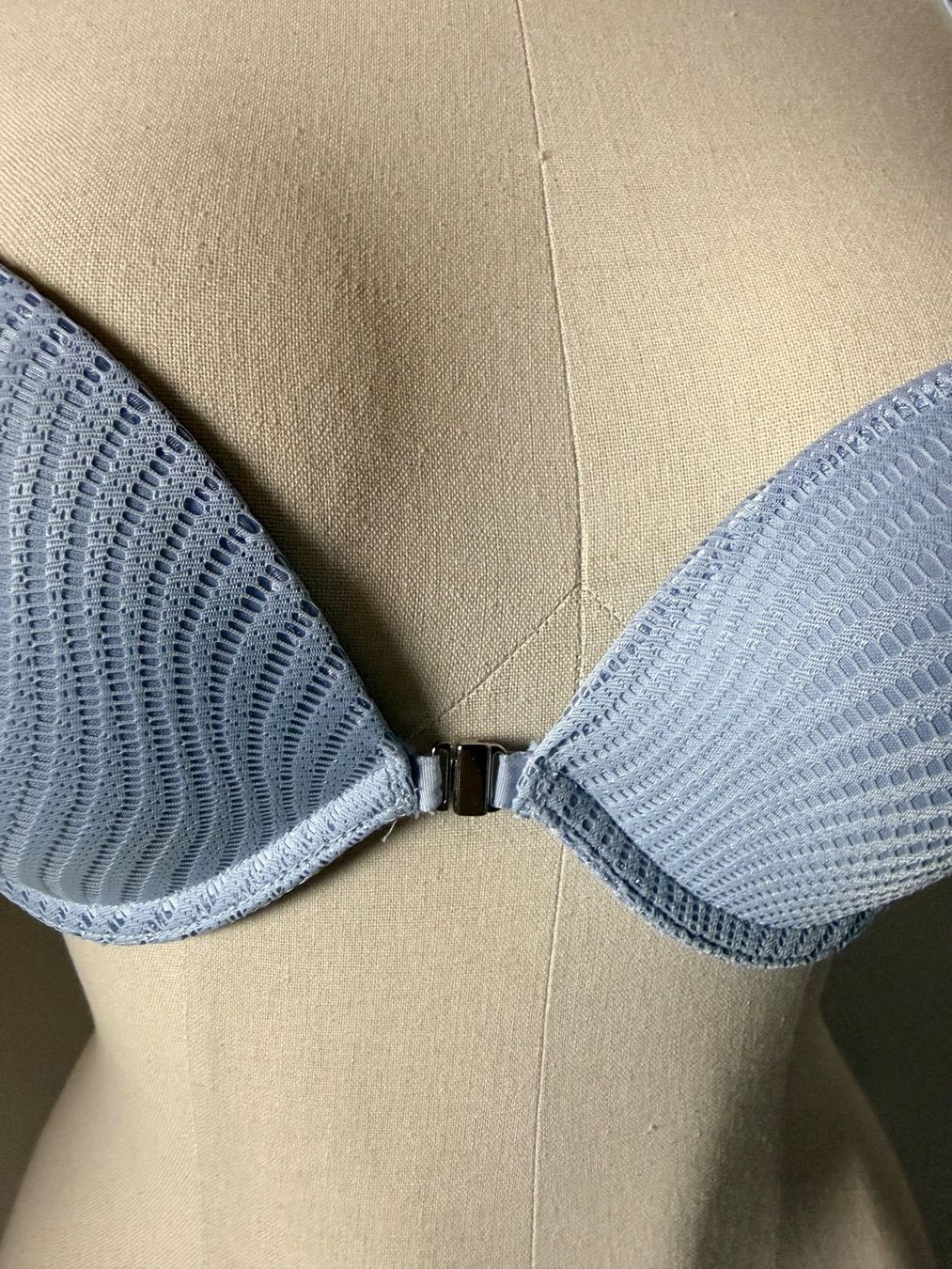 Triumph Altra biancheria intima: TRIUMPH, Push-Up-BH HARMONY SPOTLIGHT, Grösse 75D, Hellblau – Nuovo e nell'imballaggio originale da Rudolfstetten venduto da gst_g7xl 2
