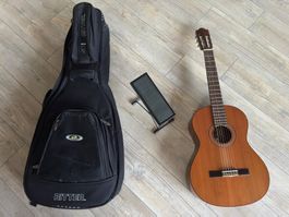 Gitarre Almansa 403 mit Tasche und Fussstütze